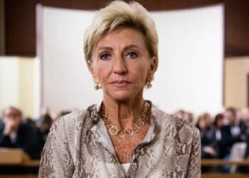 Martine Jonckheere deelt angstaanjagende reiservaring: “Een vrachtwagen kon ons maar nipt ontwijken”