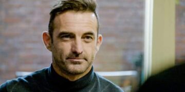 De Belgische acteur en zanger Gunther Levi heeft zich recent uitgesproken over de zorgen die fans hadden na zijn opvallende gewichtsverlies en teruggetrokken houding afgelopen zomer.Volledige details hier👇