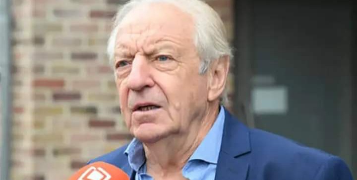 De Cauwer prijst emotionele Tour-triomf van Van Aert: “Mooier wordt het niet”