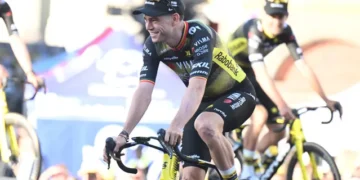 Wout van Aert Spreekt Ambities uit voor de Tour de France en Doet Concessies ten Voordele van Grotere Visma-doelen