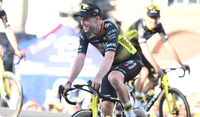 Wout van Aert Spreekt Ambities uit voor de Tour de France en Doet Concessies ten Voordele van Grotere Visma-doelen