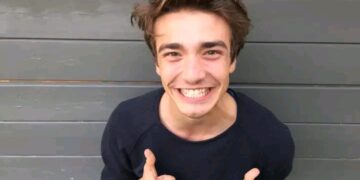 Heet nieuws: Aaron Blommaert onthult zijn terugkeer in ‘Familie’: ‘Ik leef nog’👇