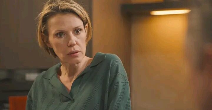 De langlopende Vlaamse soap Thuis verliest geen tijd om de toon te zetten voor het nieuwste seizoen en brengt vanaf de eerste afleveringen intense drama. Kijkers werden met verstomming geslagen toen Judith, een van de centrale personages, geconfronteerd werd met een geheim dat jarenlang onder de oppervlakte verborgen lag.