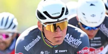 Triest Nieuws: Mathieu van der Poel Zou Niet Geïnteresseerd Zijn in £10 Miljoen Verlenging bij Alpecin-Deceuninck