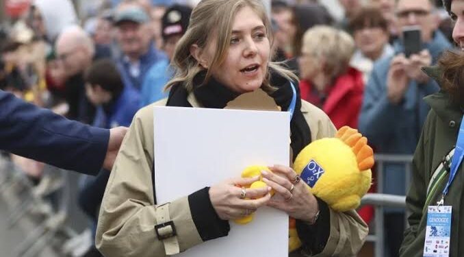 Sarah De Bie doet pijnlijke onthulling over haar gezin: “Het valt me zwaar”