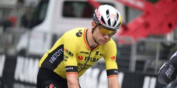 Wout van Aert heeft onlangs toegegeven dat hij zich onzeker voelt over zijn sprintprestaties en openlijk erkend dat hij niet goed begrijpt wat zijn snelheid en kracht beperkt in de beslissende slotmeters van de wedstrijden.