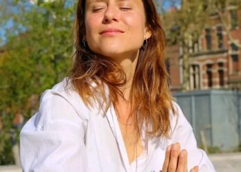 Actrice uit ‘Familie’ Margot Hallemans deelt intens verdriet om haar liefdesleven: ‘Verraad en bedrog’..