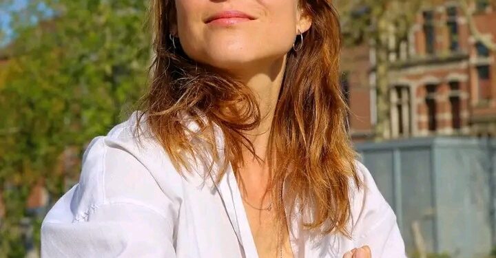 Actrice uit ‘Familie’ Margot Hallemans deelt intens verdriet om haar liefdesleven: ‘Verraad en bedrog’..