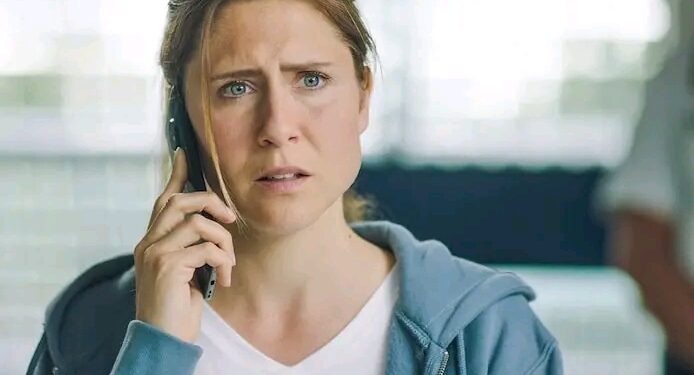 Na twee decennia vol memorabele momenten heeft actrice Margot Hallemans aangekondigd dat ze afscheid neemt van de langlopende Vlaamse soap Familie. Het nieuws komt als een verrassing voor de trouwe kijkers die haar personage al sinds haar eerste verschijning hebben gevolgd..dit zijn haar redenen