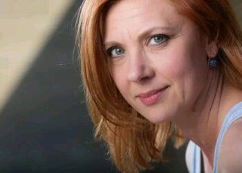 Laatste nieuws: ‘Familie’-actrice Sandrine André wil trouwen: ‘Mijn leven heeft al genoeg pijn gekend’