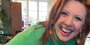 Geheim van Véronique: Sandrine André over 13 jaar Familie en de toekomst van Véronique – “Weggaan of blijven”..