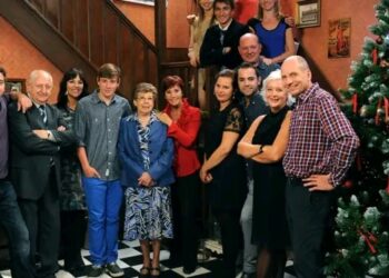 Groot nieuws: oude bekende verrast met terugkeer naar Familie👇