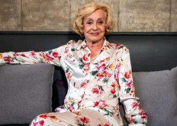 Pijnlijk nieuws: Thuis-ster Leah Thys doet onthutsende onthulling over haar gezondheid –  ‘Ik draag dit al een jaar in stilte mee’..