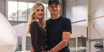 Mathieu van der Poel Vierd Succesvol Seizoen in Stijl met Luxe Lamborghini Urus SE ter Waarde van Bijna €300.000