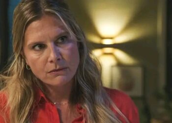 Schokkende onthulling: Ex-vriend van Kiki uit Griekenland duikt plots op en eist het gestolen geld terug..