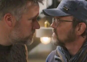 Thuis-schok: Gezellig etentje bij Frank eindigt in pure paniek!