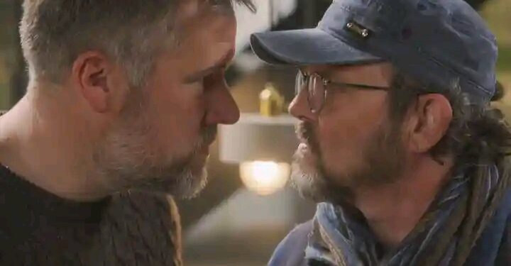 Thuis-schok: Gezellig etentje bij Frank eindigt in pure paniek!