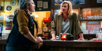 Van softwarebedrijf naar soapgeschiedenis: Lisa Van Houdt (55) wordt de eerste trans vrouw in Familie…