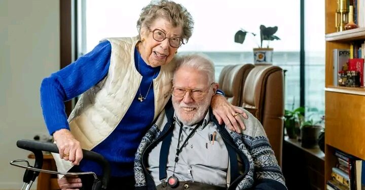 Annie Geeraerts (99) breekt het stilzwijgen na het overlijden van haar geliefde Paul: “Hij was mijn rust, mijn lach en mijn laatste grote liefde”👇