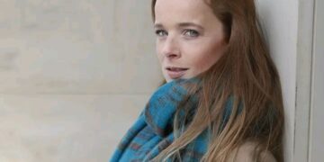 Daphne Paelinck doorbreekt het stilzwijgen: “Ik ben naar de politie gestapt” – de hartverscheurende bekentenis van de *‘Thuis’*-actrice bezorgt fans kippenvel..