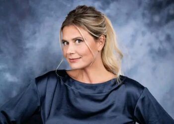 Emotioneel afscheid: Nathalie Meskens kondigt vertrek van Kiki uit Familie aan