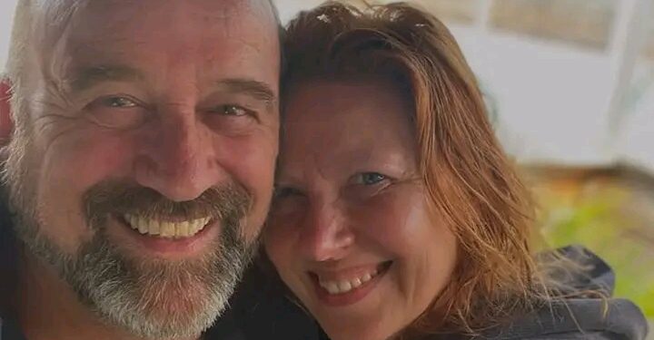 ‘Familie’-actrice Sandrine André deelt verschrikkelijk nieuws.Enkele minuten geleden – Haar man heeft het droevige bericht bevestigd.👇