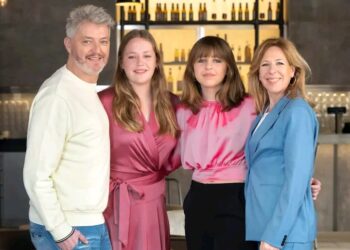 Kürt Rogiers deelt nieuws over zijn huwelijk en de breuk met zijn vrouw: “Mannen maken domme fouten”