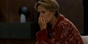 Halloweenfeest verandert in nachtmerrie: Judith krijgt angstaanjagend bericht terwijl iedereen feestviert! – “geheim komt aan het licht!”…