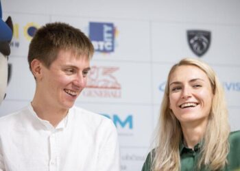 Urška Žigart presenetila oboževalce z ganljivim ljubezenskim priznanjem: “Ta moški me je naredil neizmerno srečno – nihče tega ni pričakoval!”
