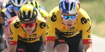 De Belgische wielrenner Tosh Van der Sande heeft de wielerwereld verrast door zijn onmiddellijke pensioen aan te kondigen. De 34-jarige renner, bekend om zijn toewijding en professionaliteit, deelde het emotionele nieuws via een oprechte boodschap.