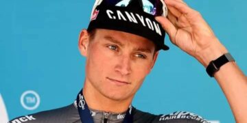 Verdrietig nieuws: Mathieu van der Poel zou naar verluidt niet geïnteresseerd zijn in een contractverlenging van £10 miljoen met Alpecin-Deceuninck.