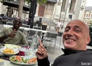 « Avoir 50 ou 51 millions à la banque ne change rien » : le manager de Pogačar et Girmay révèle comment ses coureurs restent heureux