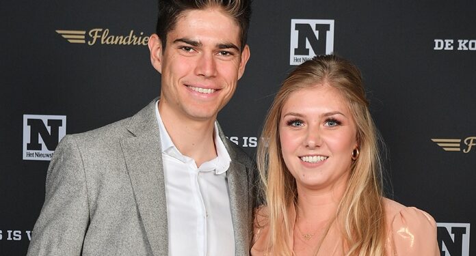 Liefde & Geluk: Wout van Aert en Sarah De Bie Delen Prachtig Nieuws