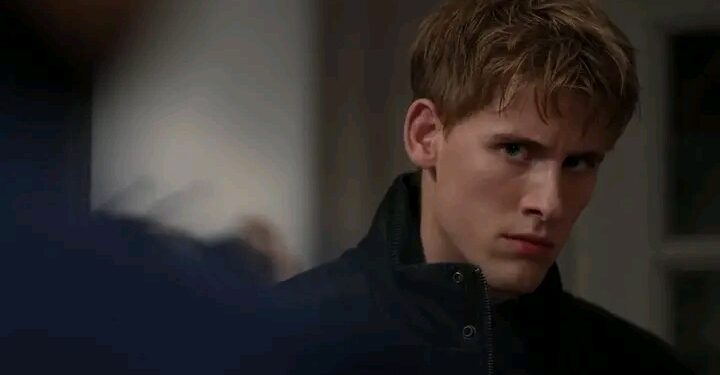 Thuis – Woensdag 5 november 2025: Onverwacht bezoek, groeiende dreiging en Andreas op het randje!.👇