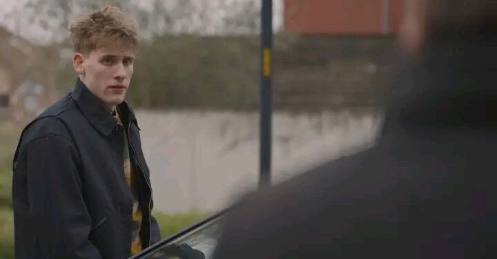 Thuis-shock: een ontspannende avond eindigt in chaos – wat verbergt Andreas écht?…