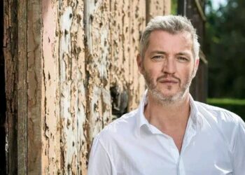 “Gaat er gebeuren in midseasonfinale”: Kürt Rogiers hint op opvallende wending in ‘Familie’…