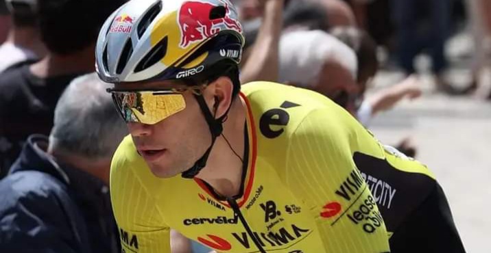 “Los door het rood!”: Van Aert legt ex-makker Van der Poel op de pijnbank