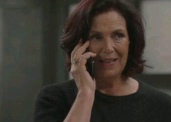 THUIS-SHOCK: Rosa krijgt een mysterieus telefoontje – ‘Wie deed haar zo schrikken?’ — en wat ze daarna ontdekt, jaagt iedereen koude rillingen over de rug…