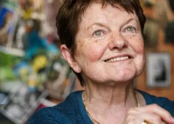 Familie in shock: geliefd personage van Janine Bischops balanceert op de rand van leven en dood — “Dit zagen we niet aankomen”…