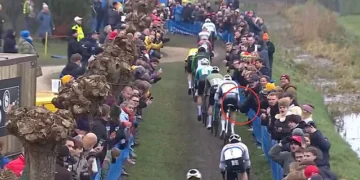 Oorzaak Van der Poel-incident gevonden? “Om 10u al zatte mensen”