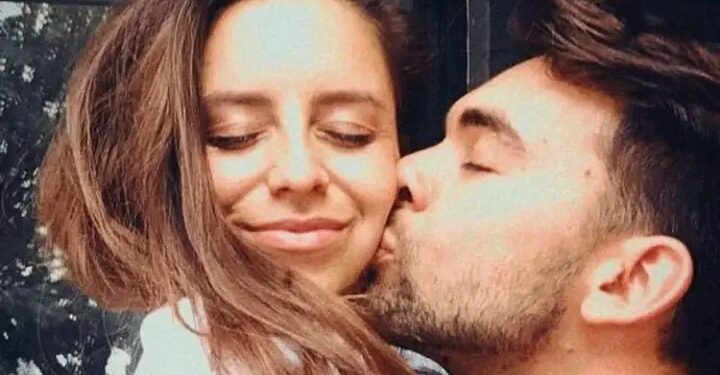 Mathias Vergels (33) toont zijn grote liefde voor verloofde Lynn Van den Broeck (32) en kondigt gezinsuitbreiding aan: ‘BABY, BABY…’