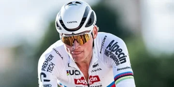 Van der Poel geeft een prikkelende waarschuwing aan Van Aert & co — slecht nieuws voor Wout van Aert en de rest van zijn rivalen.