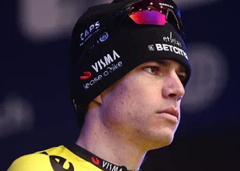 Breaking nieuws: Wout van Aert op weg naar verrassend vertrek bij Team Visma | Lease a Bike