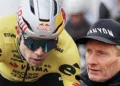 Adrie van der Poel heeft voor opschudding gezorgd in aanloop naar de nieuwste veldritduels door op speelse wijze de draak te steken met zijn Belgische rivaal Wout van Aert, wat extra pit geeft aan één van de felste rivaliteiten in de sport.