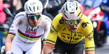 Ploegbaas van UAE verrast met opmerkelijke woorden over Van Aert