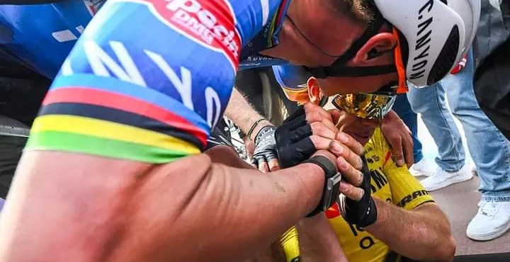 Onthuld: dit zei Van Der Poel meteen na finish tegen Wout Van Aert