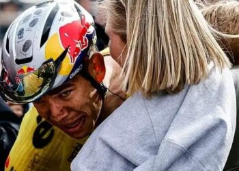 Van Aert doet onwaarschijnlijke onthulling na Roubaix-triomf