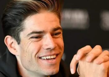 Van Aert maakt meteen nieuwe plannen duidelijk na zege in gravelrace